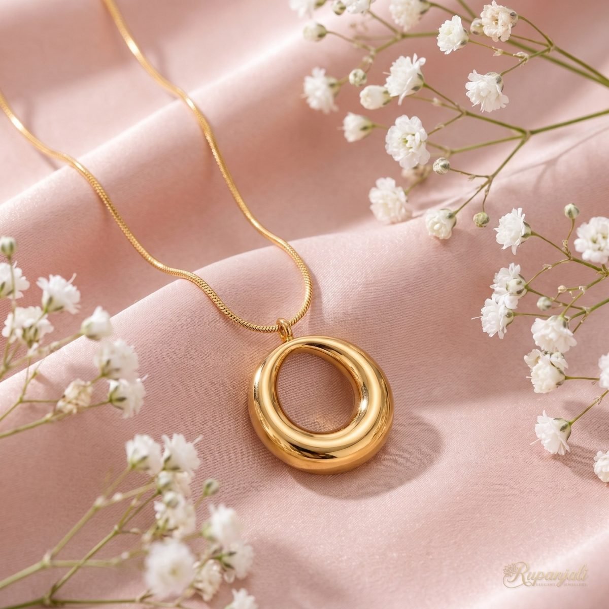 Irregular Circle Necklace — Sculpted Halo 3