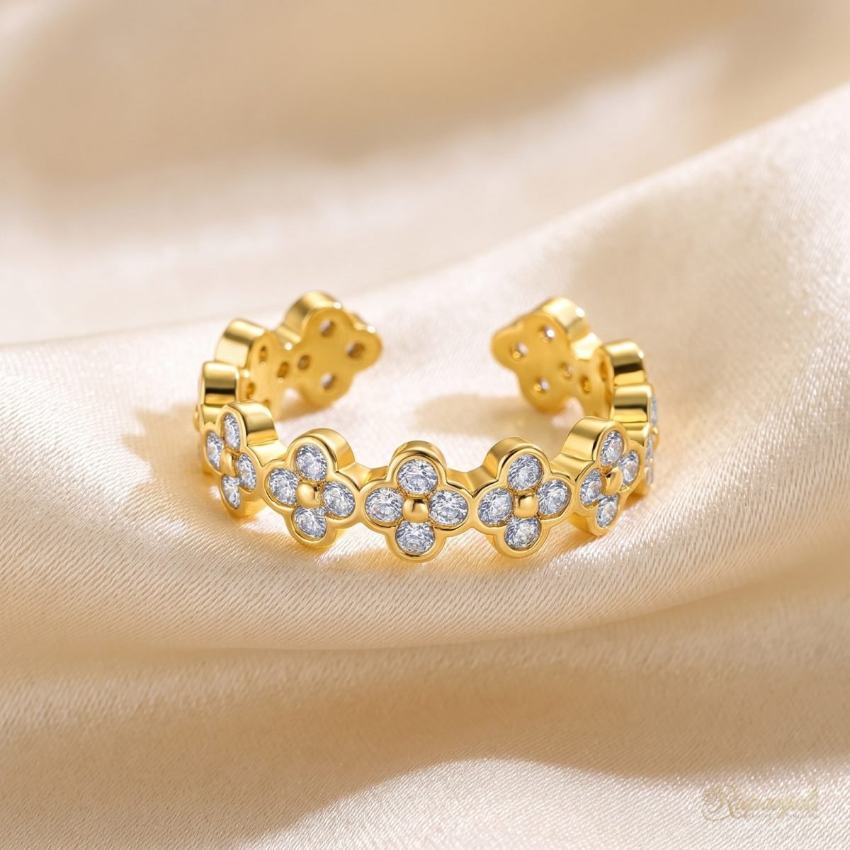 Daisy Eternity Band Ring — Four Petal Blossoms 1