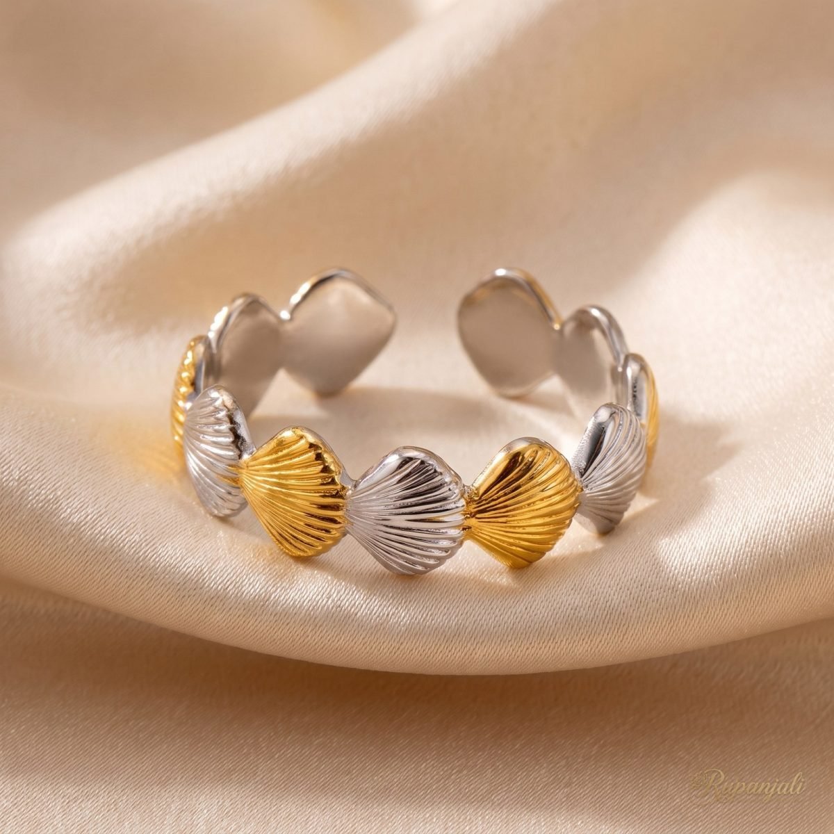 Two-Tone Shell Open Ring — Gold & Silver Scallop Band 1
