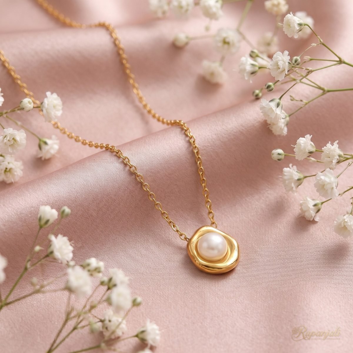 Gold Pearl Nest Pendant Necklace — Dainty Clavicle Chain 3