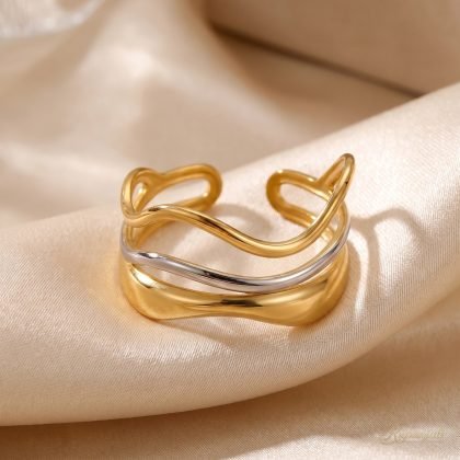 Three-Layer Wavy Ring — French Gold & Silver Colour Block