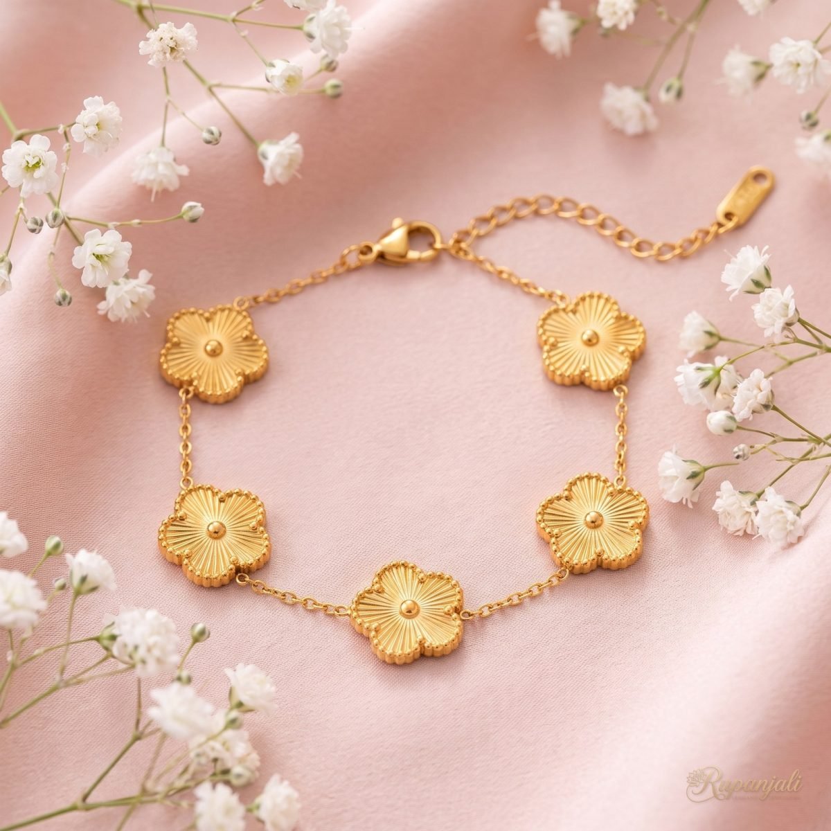 Gold Flower Station Bracelet for Women — Lucky Clover Style 3
