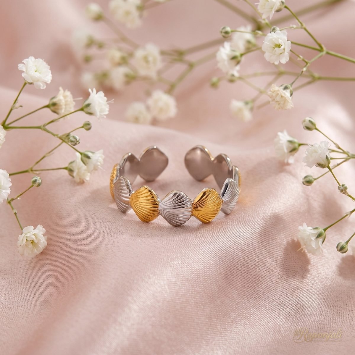 Two-Tone Shell Open Ring — Gold & Silver Scallop Band 3
