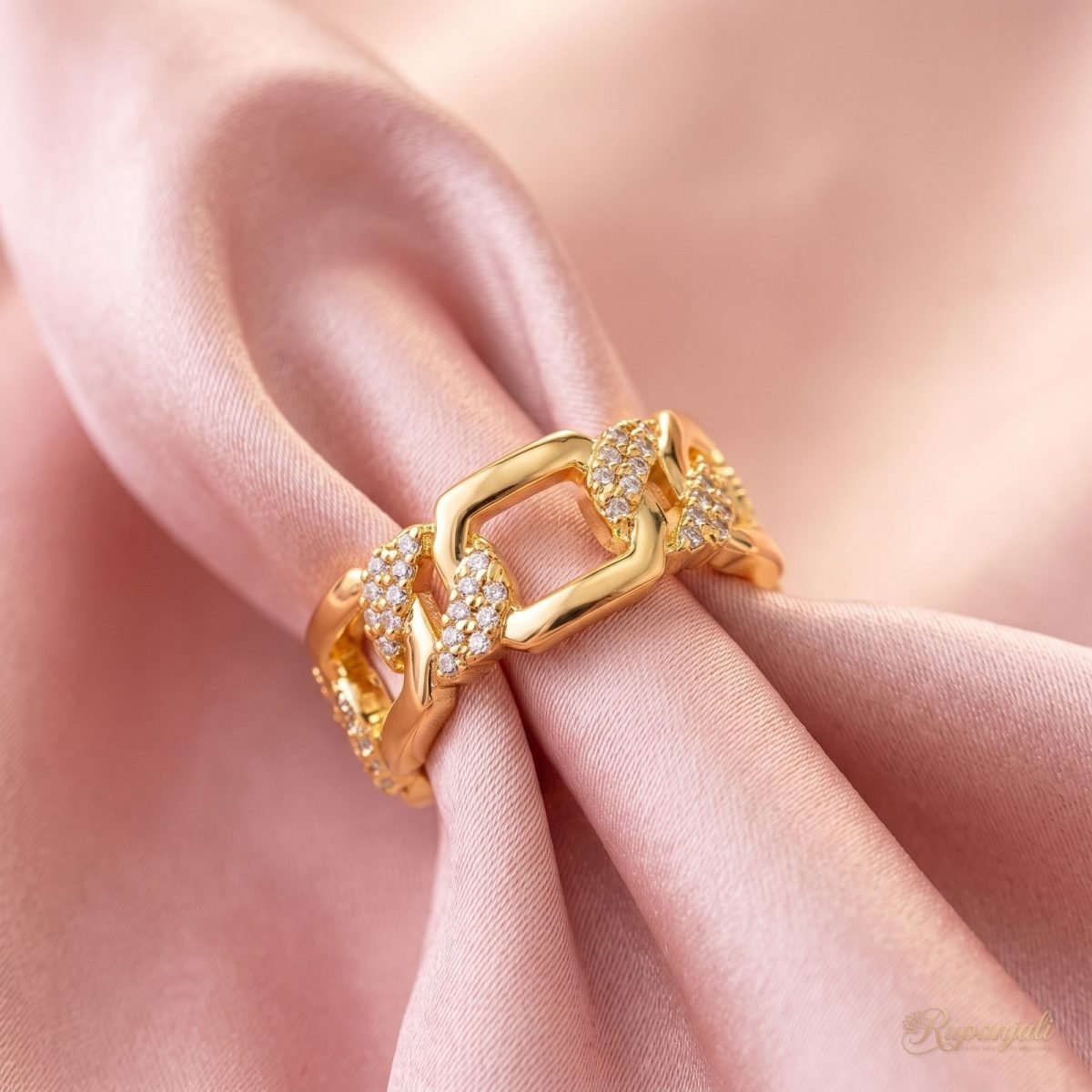 Pave Chain Link Ring — Curb Chain Band 4
