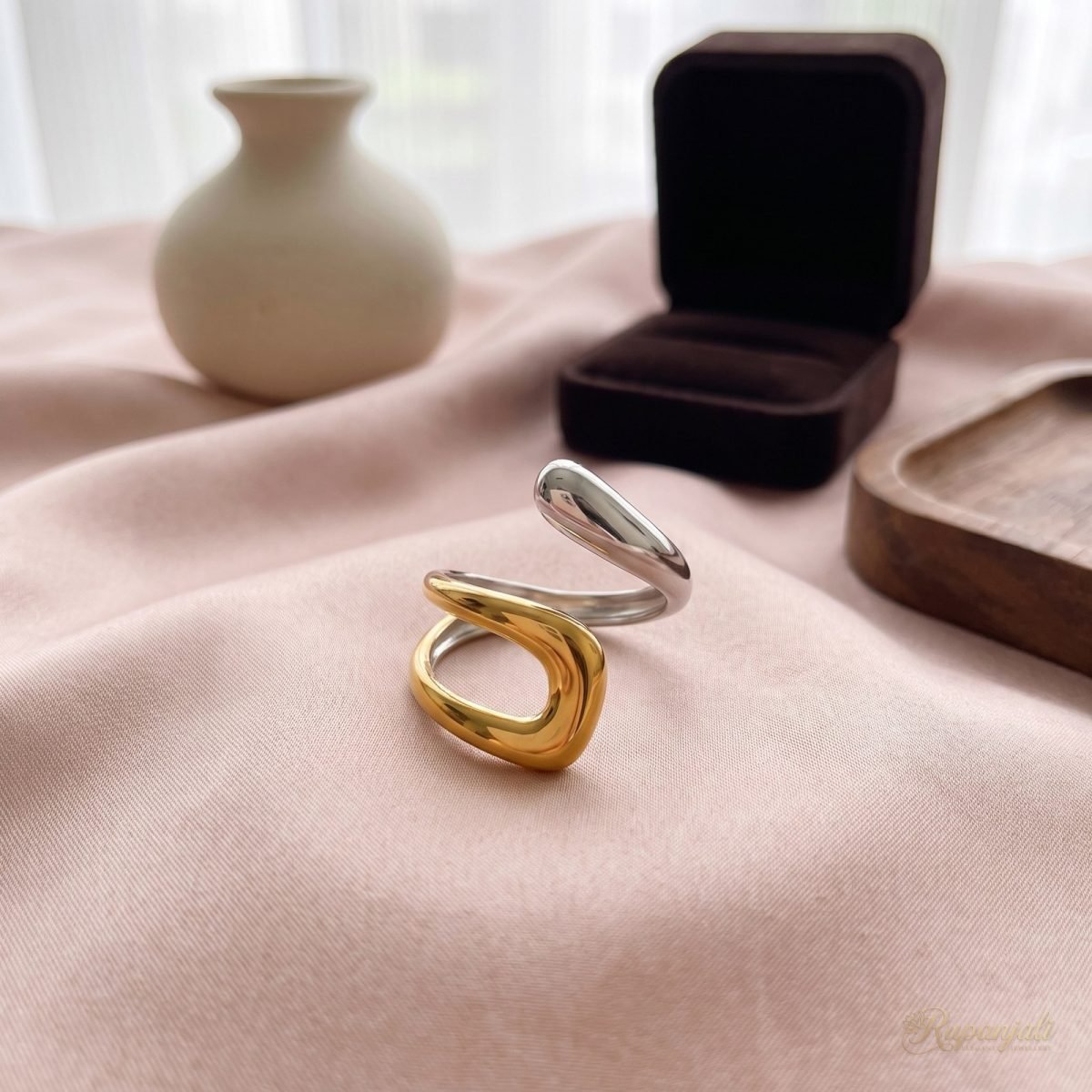 Two-Tone Asymmetric Open Ring — Gold & Silver Modern Art 2
