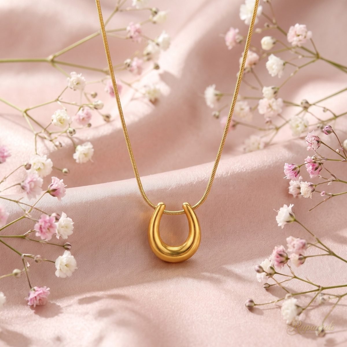 Lucky Horseshoe Necklace — U Pendant 3