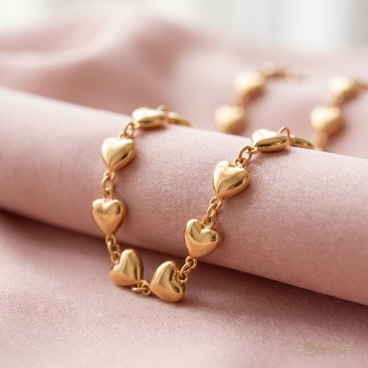 Gold Heart Link Chain Necklace — 18K Plated Linked Hearts 4