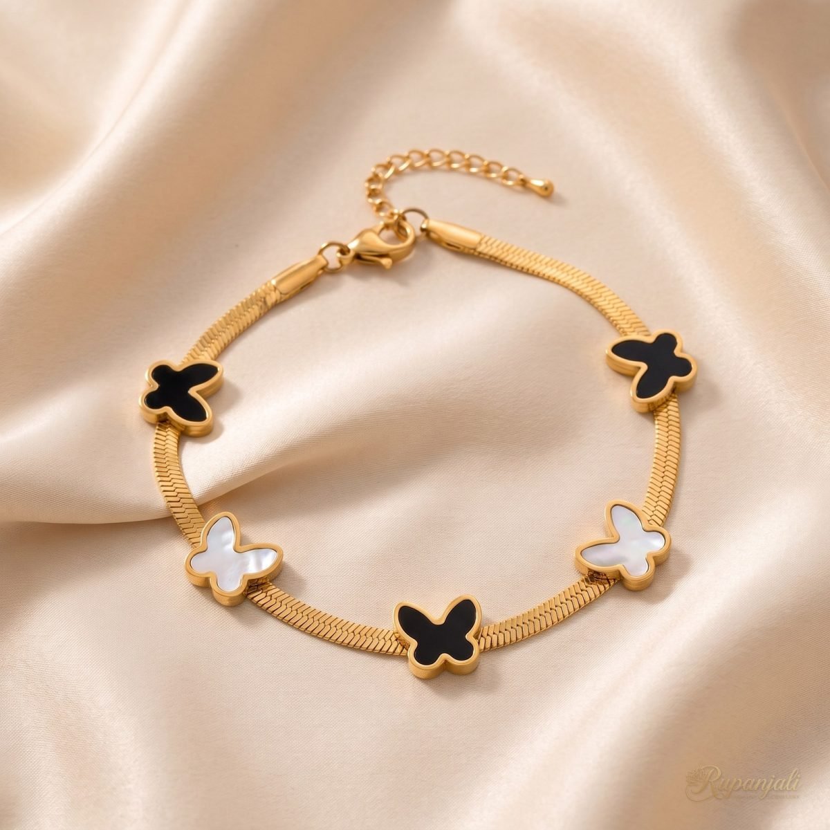 Butterfly Blade Chain Bracelet — Black & Mother-of-Pearl 1