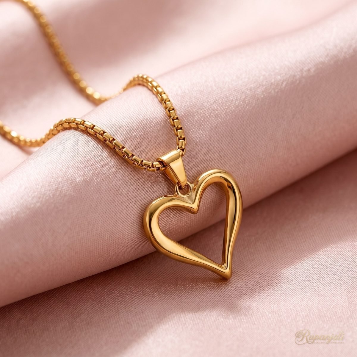 Gold Open Heart Pendant Necklace — Hollow Outline Choker 4