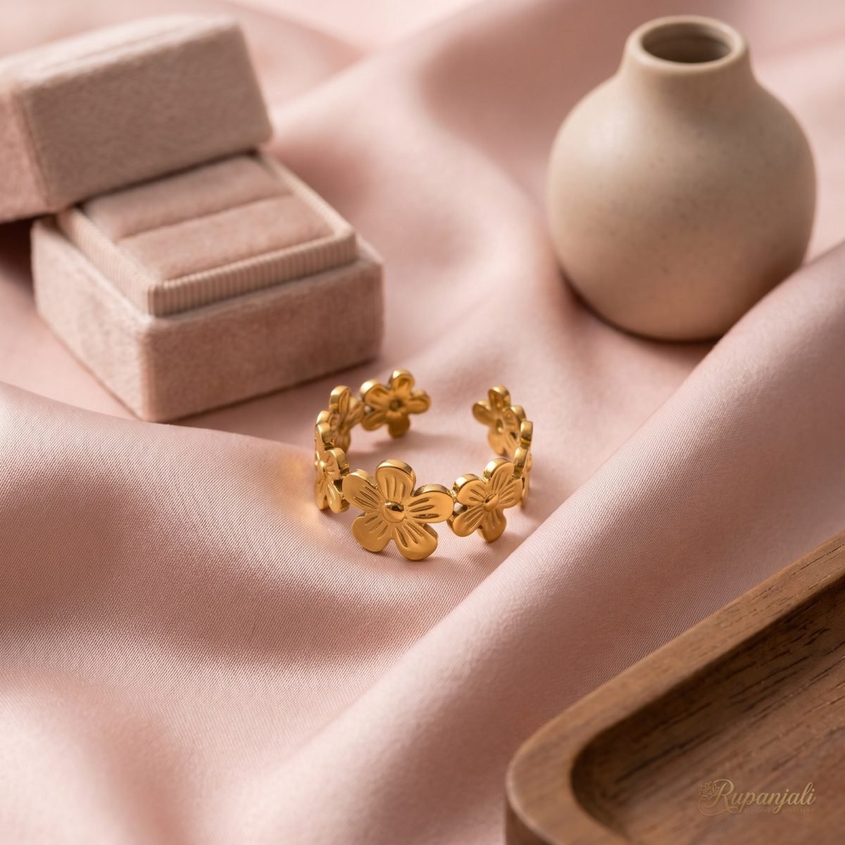 Gold Flower Garland Open Ring for Women — Daisy Band 2