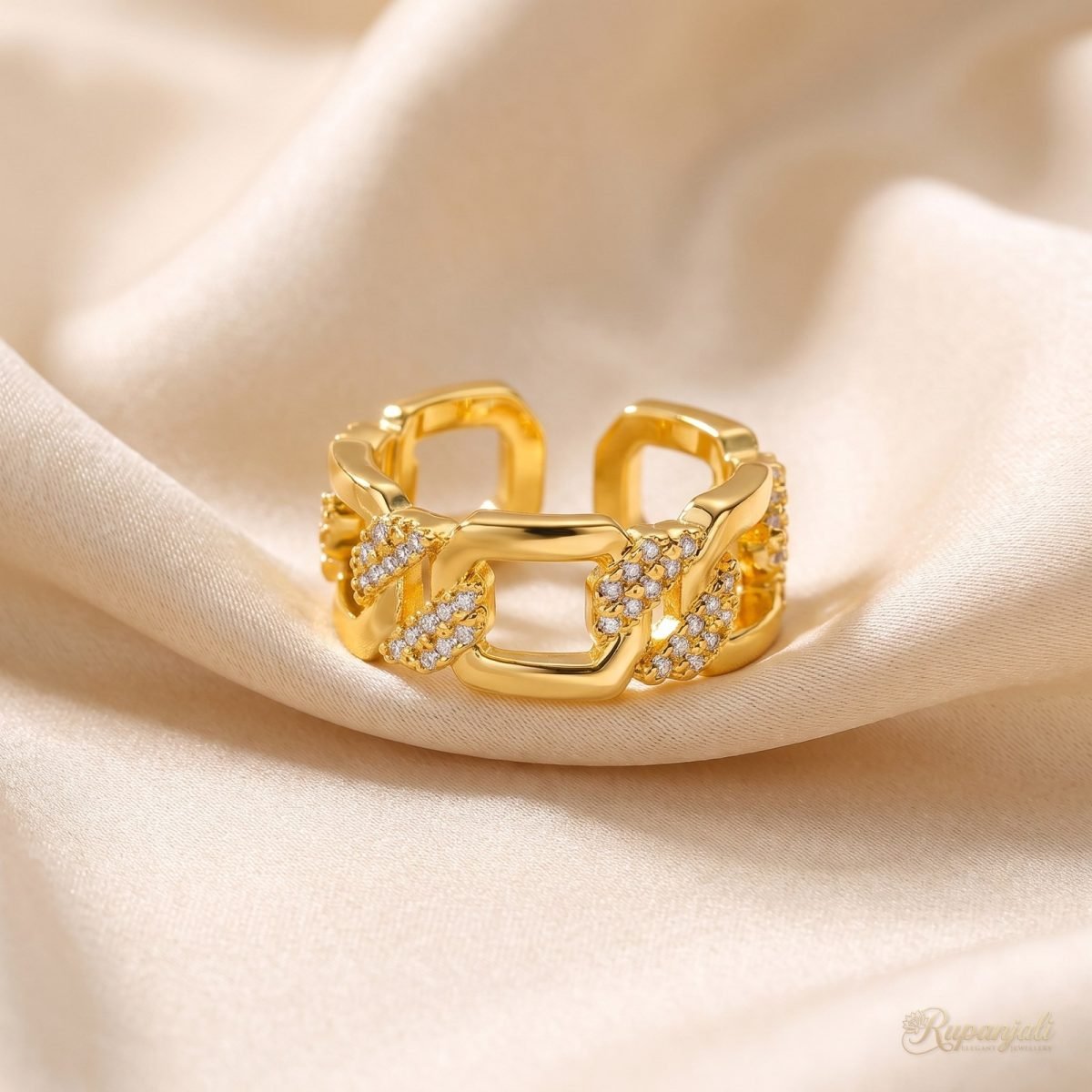 Pave Chain Link Ring — Curb Chain Band 1