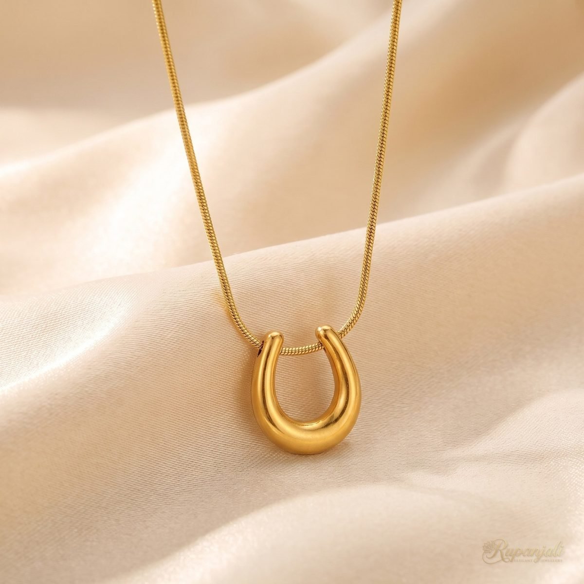 Lucky Horseshoe Necklace — U Pendant 1